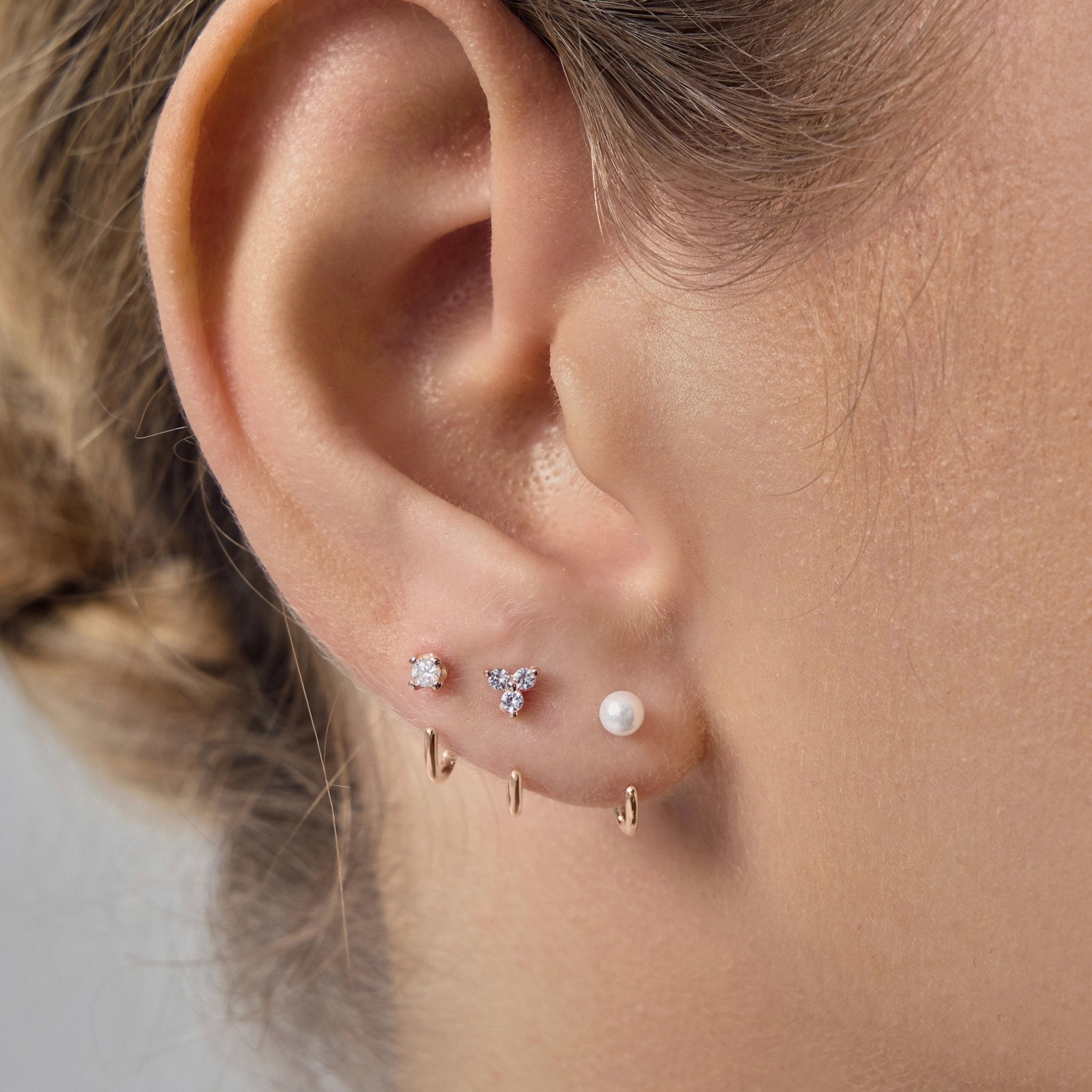 Stay Close Pearl Hoops Set - ARDANT