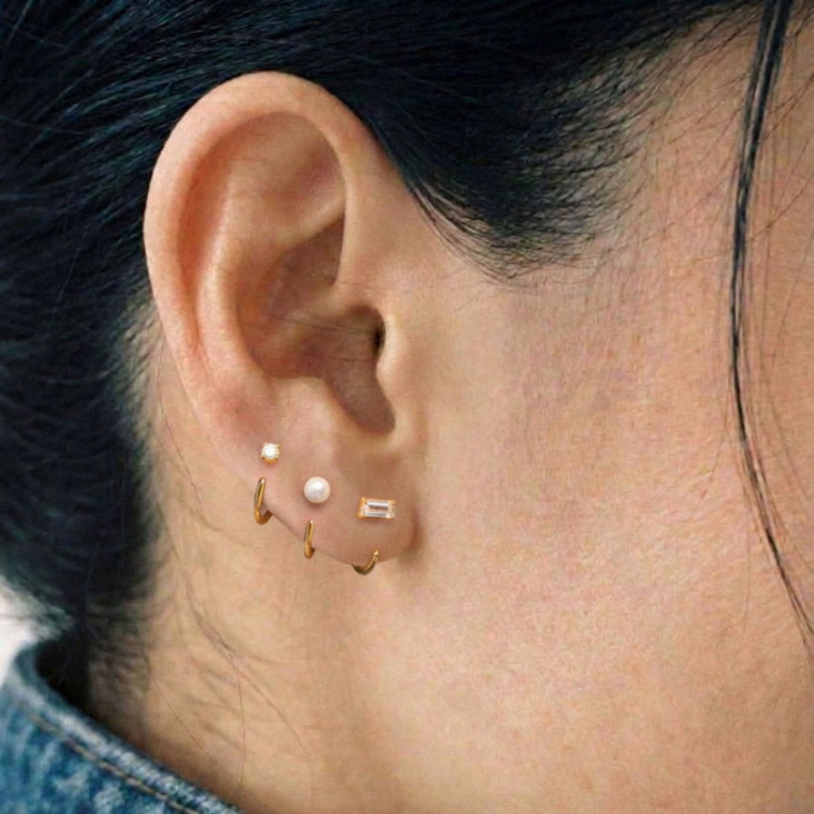 Stay Close Baguette Hoops