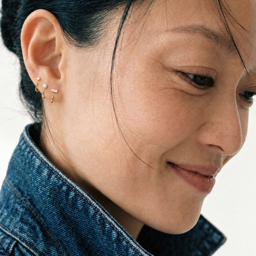 Stay Close Baguette Hoops