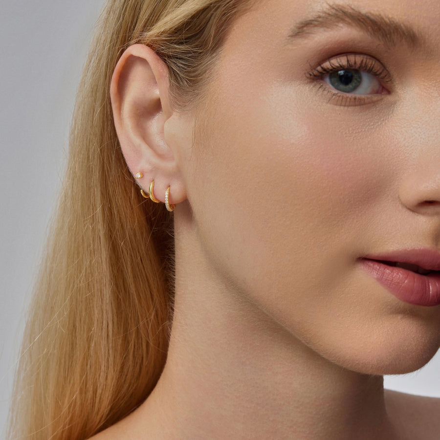 Pavé Fire Moissanite Huggie Hoops - ARDANT