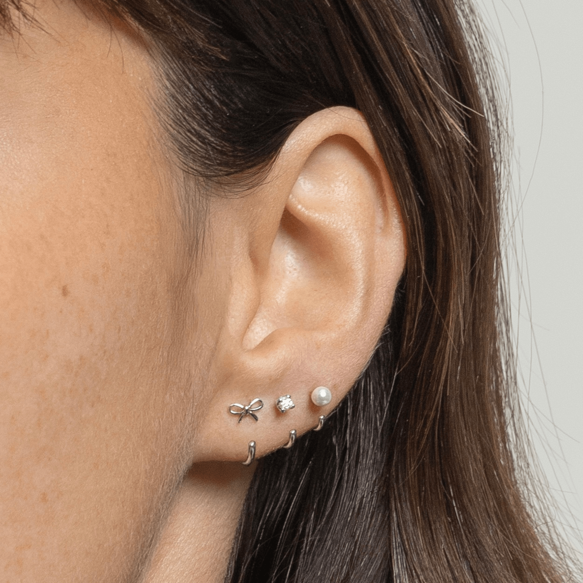 Stay Close Bow Hoops - ARDANT